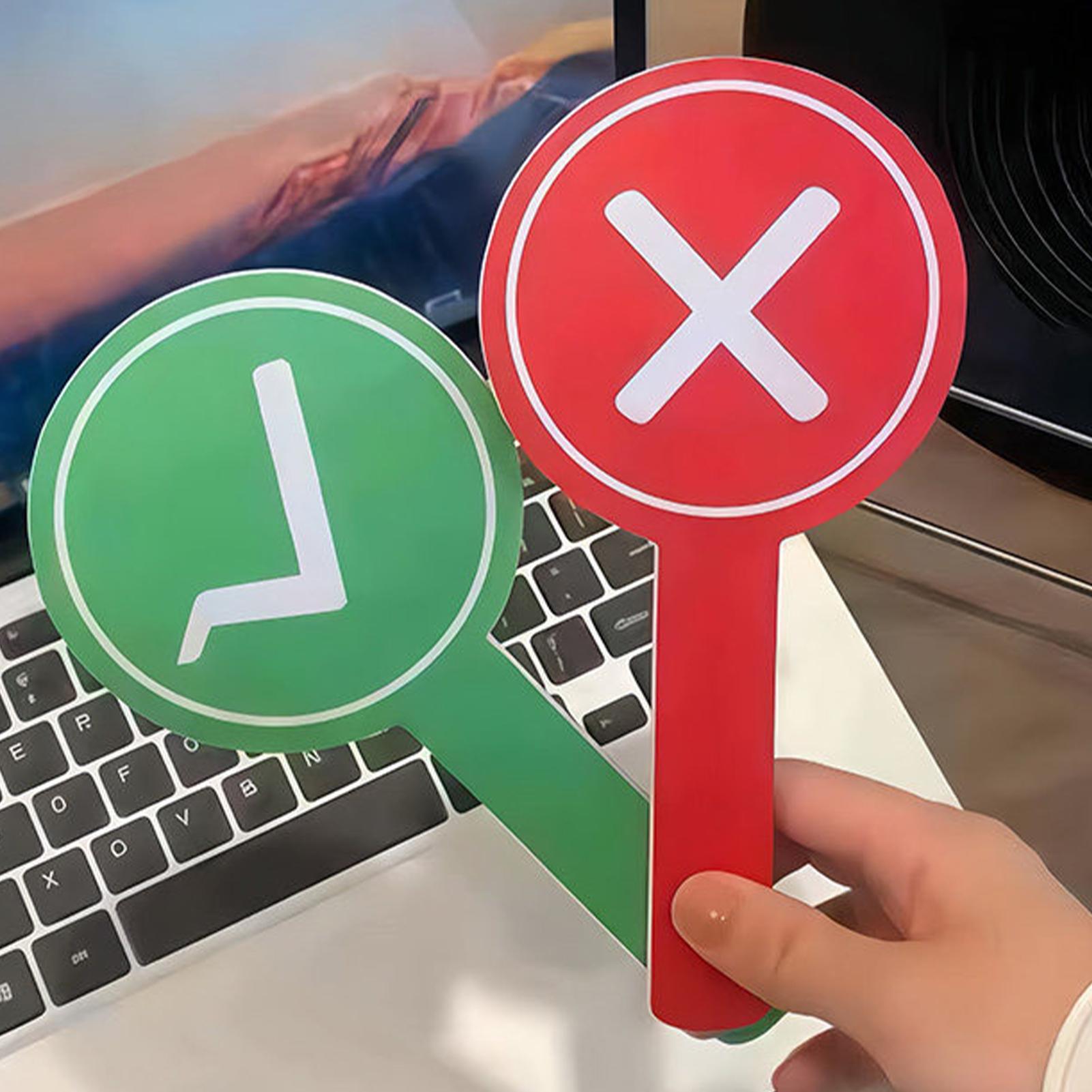 Board Game Who Is It - Voting Paddles Double-sided Red Green Response